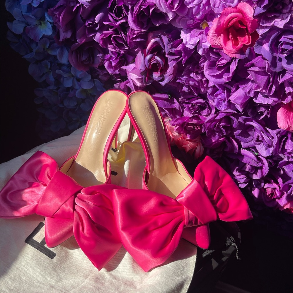 Pink heels